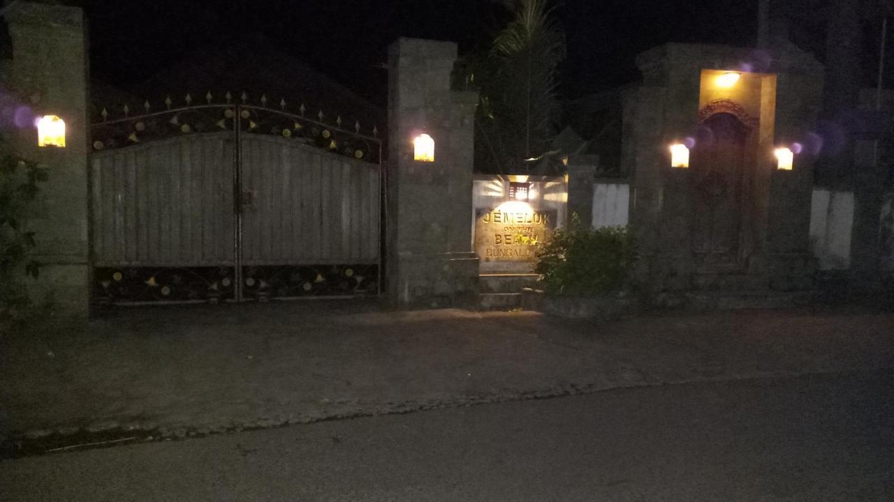 Jemeluk Beach Bungalows Amed Eksteriør billede